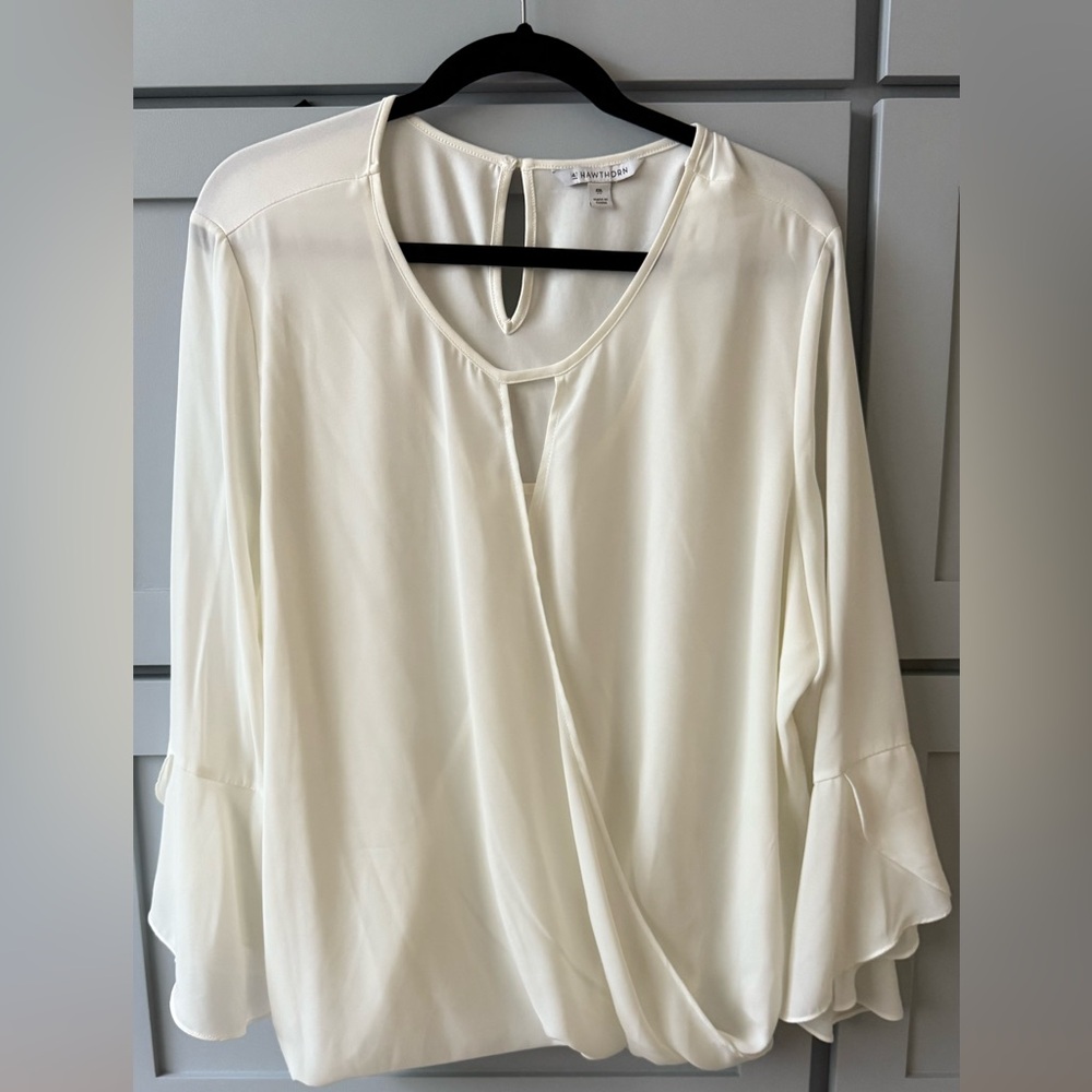 41 Hawthorn Cream Blouse with Keyhole Detail